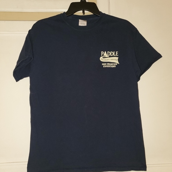 Gildan Men's Short-sleeved Graphic T-shirt 👕 - Picture 2 of 3